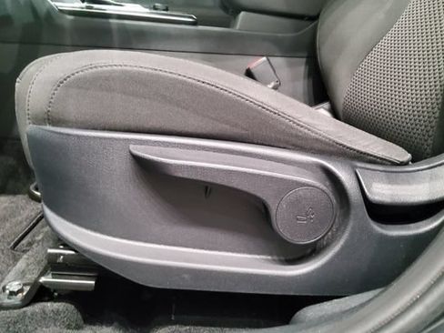 Used 2024 Kia Sportage LX FWD image 28