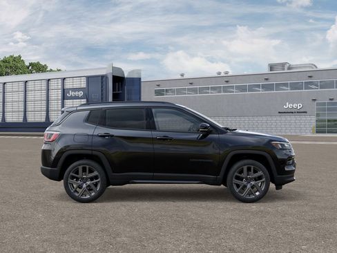 New 2026 Jeep Compass Limited image 21