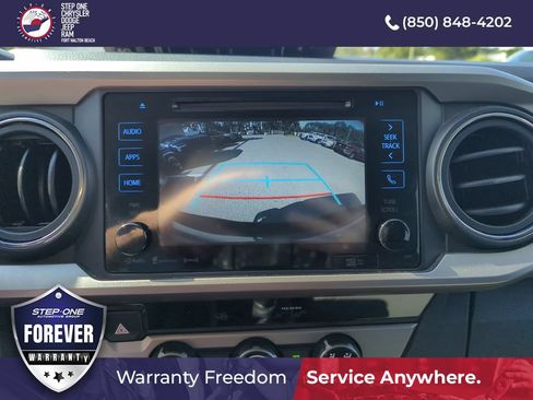 Used 2018 Toyota Tacoma SR5 RWD image 22