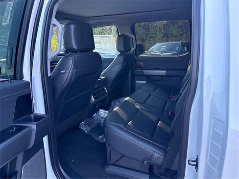 New 2026 Ford F250 Lariat w/ FX4 Off-Road Package image 10