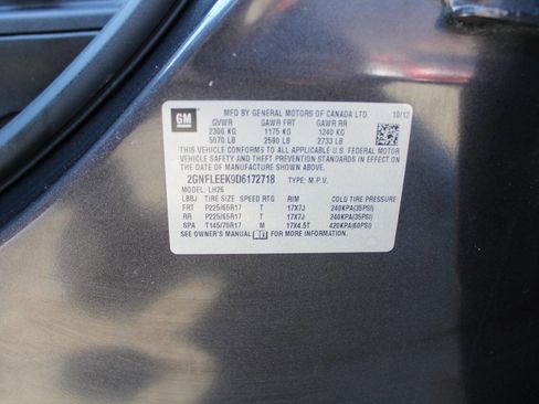 Used 2013 Chevrolet Equinox LT w/ Driver Convenience Package image 40