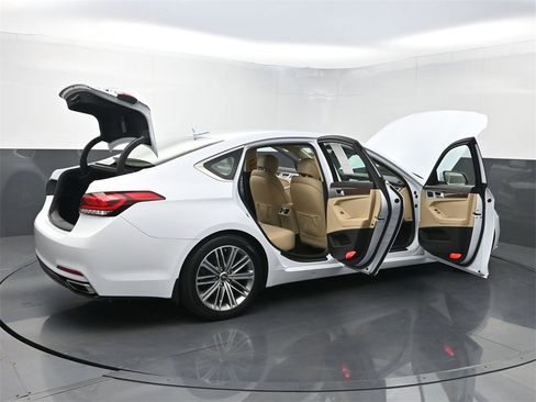 Used 2018 Genesis G80 3.8 image 37