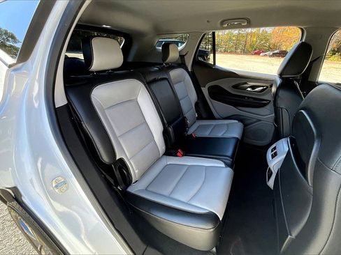 Certified 2020 GMC Terrain SLT image 23