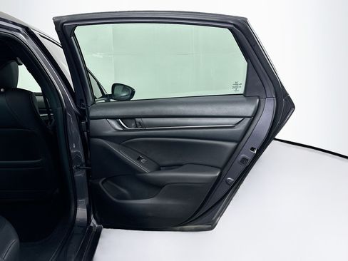 Used 2020 Honda Accord Sport image 28