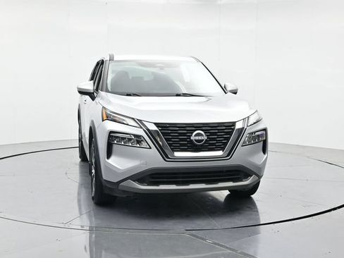 Used 2023 Nissan Rogue SV FWD image 5