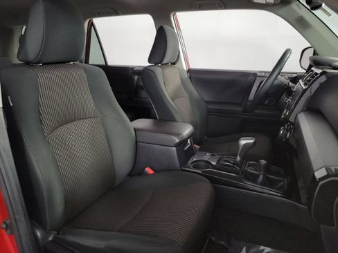Used 2021 Toyota 4Runner TRD Off-Road AWD/4WD image 15