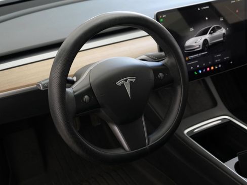 Used 2023 Tesla Model 3 Standard Range RWD image 11