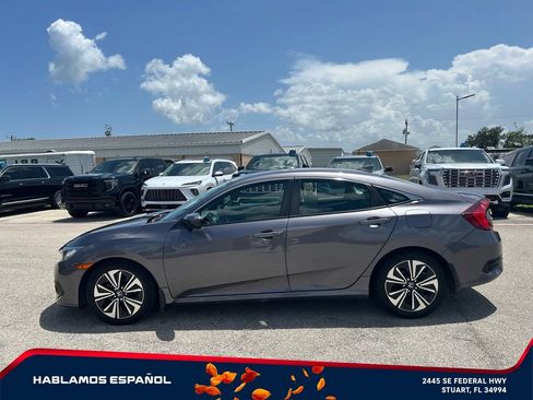 Used 2018 Honda Civic EX-L image 4