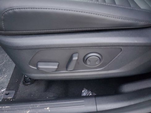 New 2025 Kia Sportage SX FWD image 15