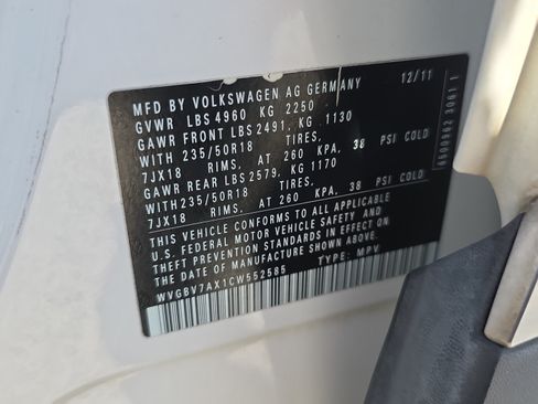 Used 2012 Volkswagen Tiguan S AWD/4WD image 32