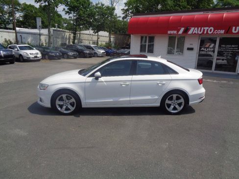 Used 2018 Audi A3 2.0T Premium w/ Convenience Package FWD image 10