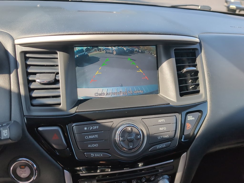 Used 2017 Nissan Pathfinder S AWD/4WD image 20