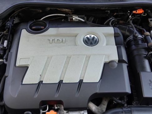 Used 2012 Volkswagen Jetta TDI FWD image 79