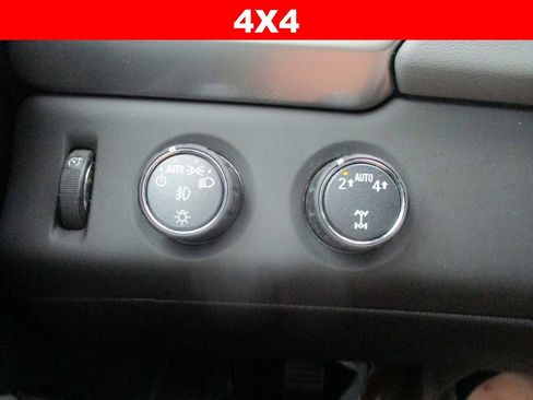 Used 2018 Chevrolet Tahoe LT AWD/4WD image 33
