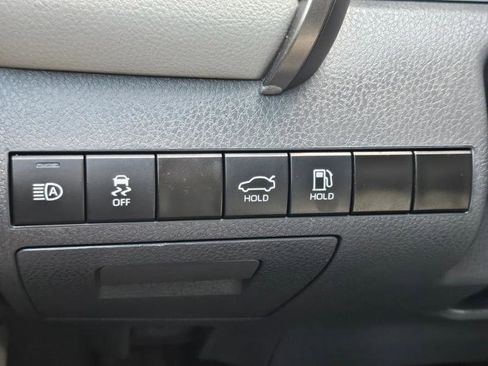 Used 2023 Toyota Camry SE image 36