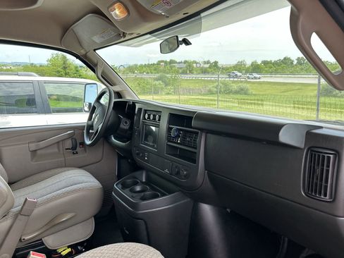 Used 2023 Chevrolet Express 3500 w/ RV Package RWD image 10
