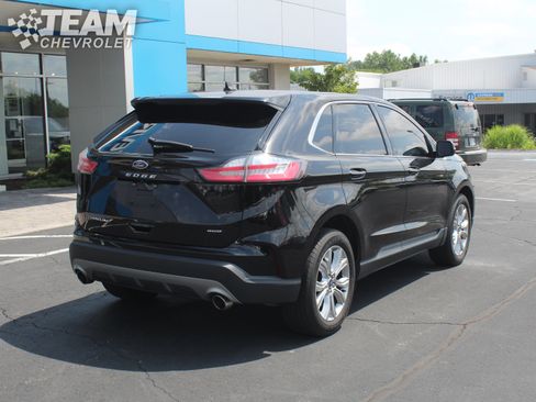 Used 2022 Ford Edge Titanium AWD/4WD image 4