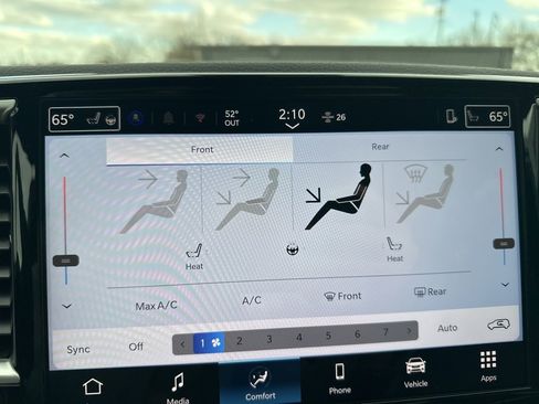 New 2026 Chrysler Pacifica Select image 38