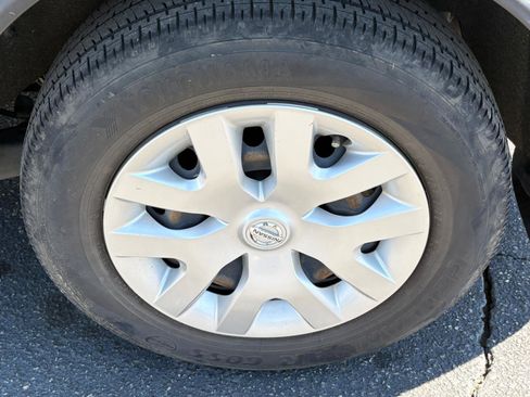 Used 2020 Nissan Rogue Sport S FWD image 14