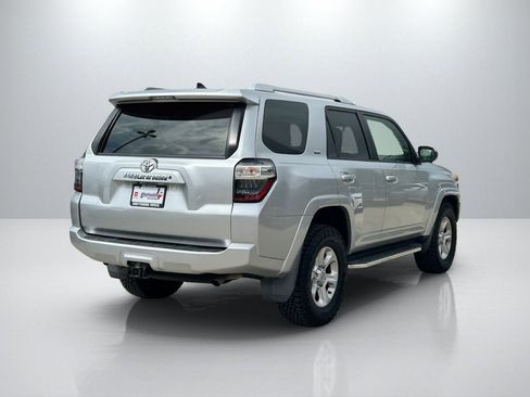 Used 2016 Toyota 4Runner SR5 RWD image 5