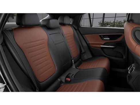 New 2026 Mercedes-Benz GLC 300 4MATIC image 5