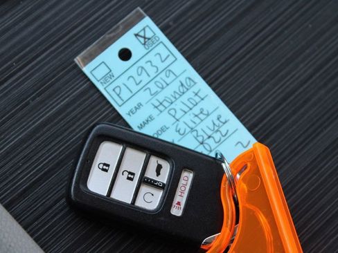 Used 2019 Honda Pilot Elite image 39