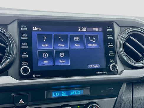 Used 2021 Toyota Tacoma TRD Sport image 9