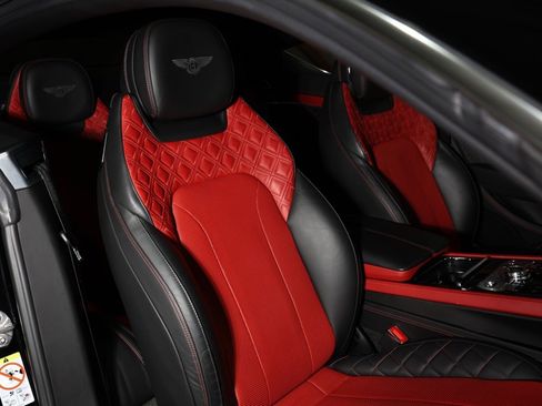 Used 2020 Bentley Continental GT image 25