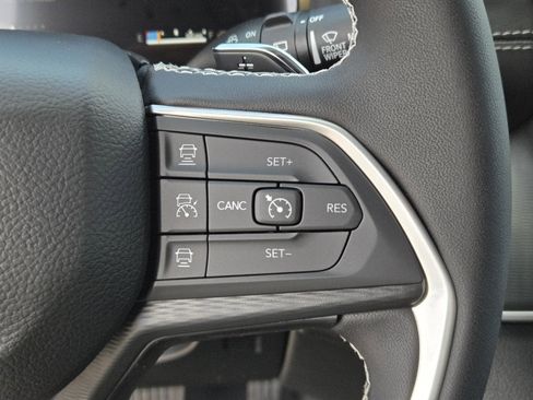New 2026 Jeep Grand Cherokee Laredo RWD image 18