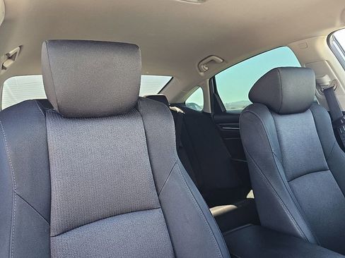 Used 2019 Honda Accord LX image 18