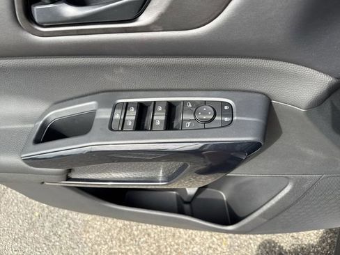 New 2026 Nissan Pathfinder SV image 28