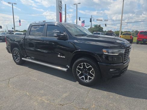 Used 2025 RAM 1500 Laramie w/ Sport Appearance Package AWD/4WD image 24