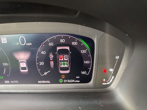 Used 2024 Honda Accord Sport image 12