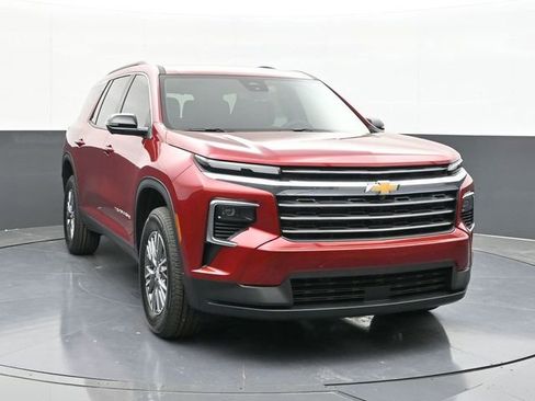 New 2026 Chevrolet Traverse LT w/ Driver Confidence Package image 22