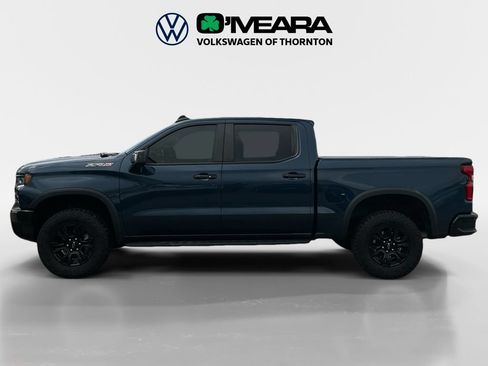 Used 2023 Chevrolet Silverado 1500 ZR2 w/ Technology Package AWD/4WD image 2