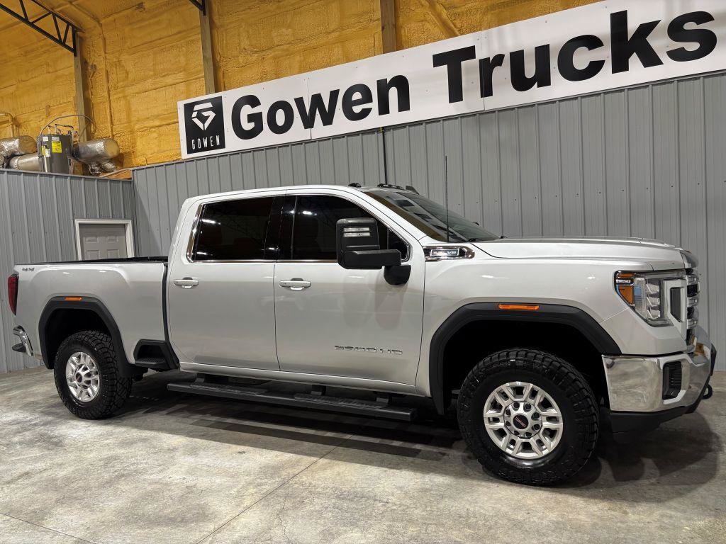 Used 2022 GMC Sierra 2500 SLE w/ SLE Value Package; AWD/4WD image 3