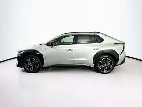 Used 2024 Toyota bZ4X FWD w/ Weather Package image 4