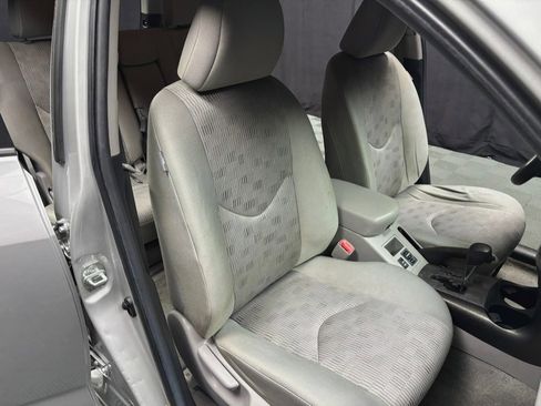 Used 2012 Toyota RAV4 4WD w/ Value Pkg image 30