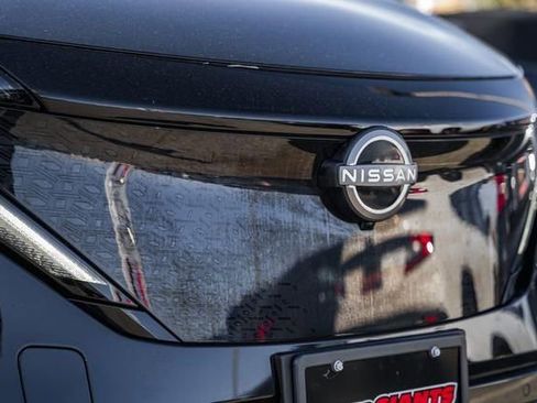 Used 2023 Nissan Ariya AWD image 12