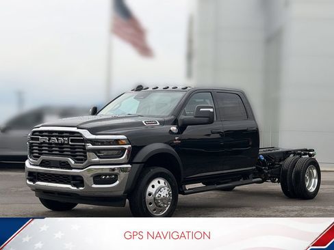 New 2026 RAM 5500 Tradesman AWD/4WD image 2