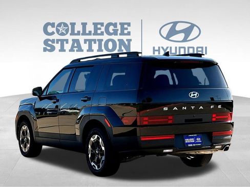 Used 2026 Hyundai Santa Fe SEL FWD image 8