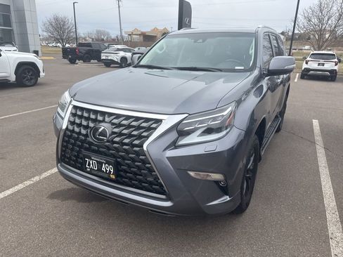 Used 2021 Lexus GX 460 Premium w/ Premium Package image 2