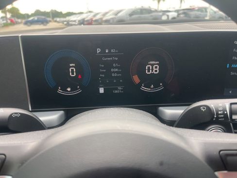 Used 2025 Hyundai Sonata SEL FWD image 12