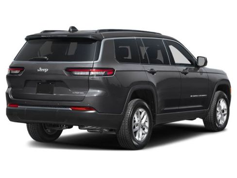 Certified 2026 Jeep Grand Cherokee L Limited AWD/4WD image 3