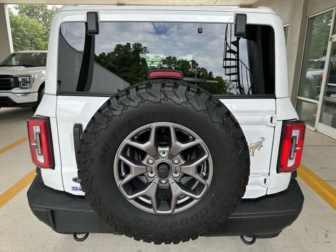 Certified 2025 Ford Bronco Badlands AWD/4WD image 11