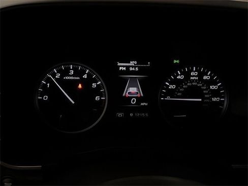 Used 2024 Subaru Ascent Premium w/ Convenience Package image 19