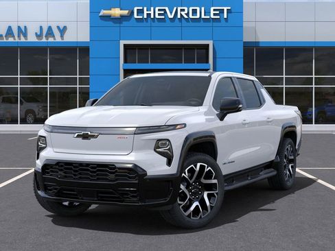 New 2025 Chevrolet Silverado EV RST image 7