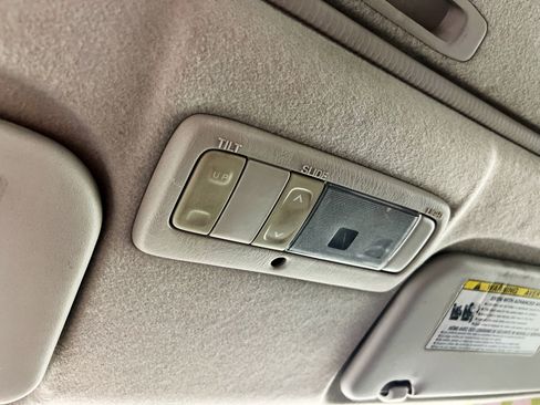 Used 2007 Toyota Corolla S image 22