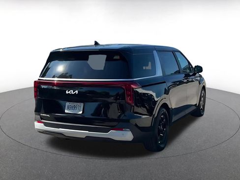 Used 2026 Kia Carnival FWD image 13