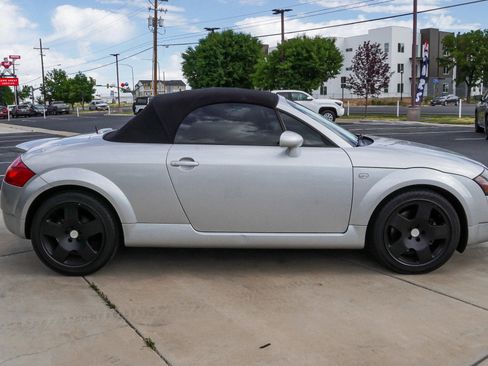 Used 2001 Audi TT 1.8T AWD/4WD image 9